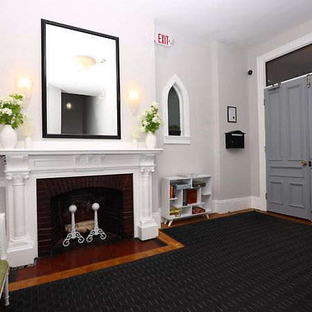 בוסטון Stylish Newbury Street Studio, #11 מראה חיצוני תמונה